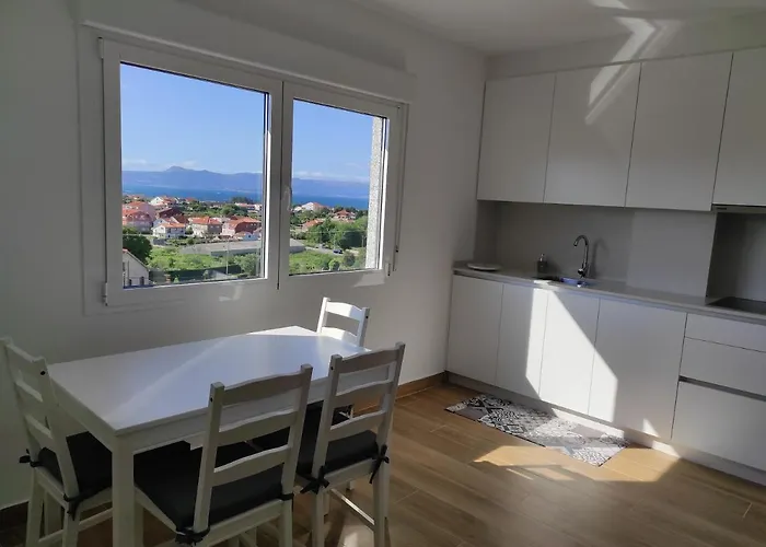 Piso Con Vistas A La Ria. 6 Personas Apartamento O Grove