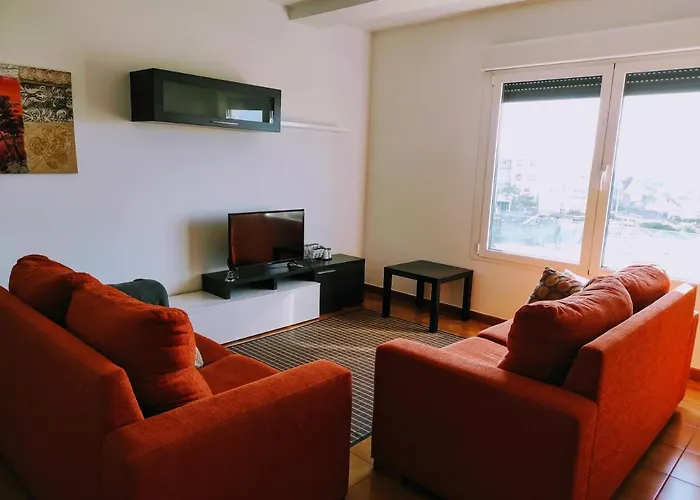 Apartamento Piso Con Vistas A La Ria. 6 Personas *